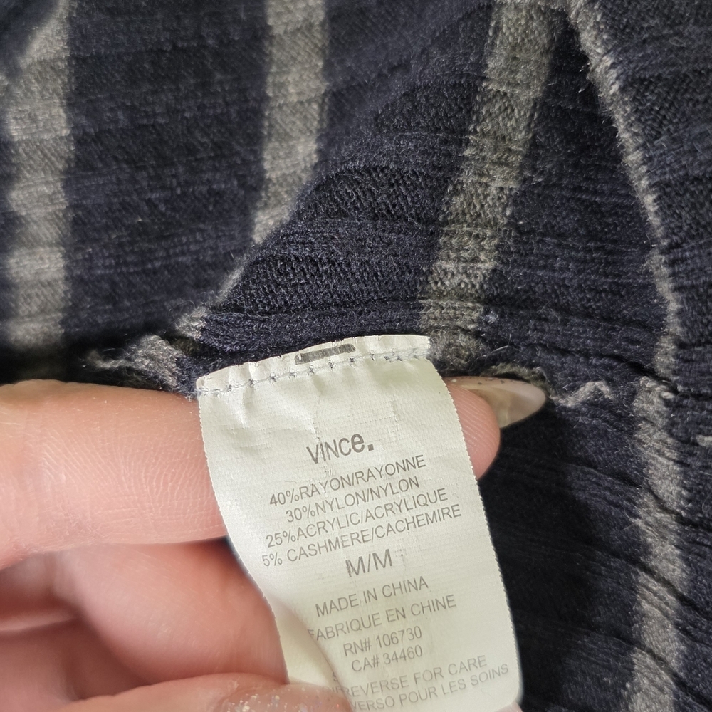 Vince Striped Cashmere Blend Crewneck Sweater Size M - Picture 11 of 12